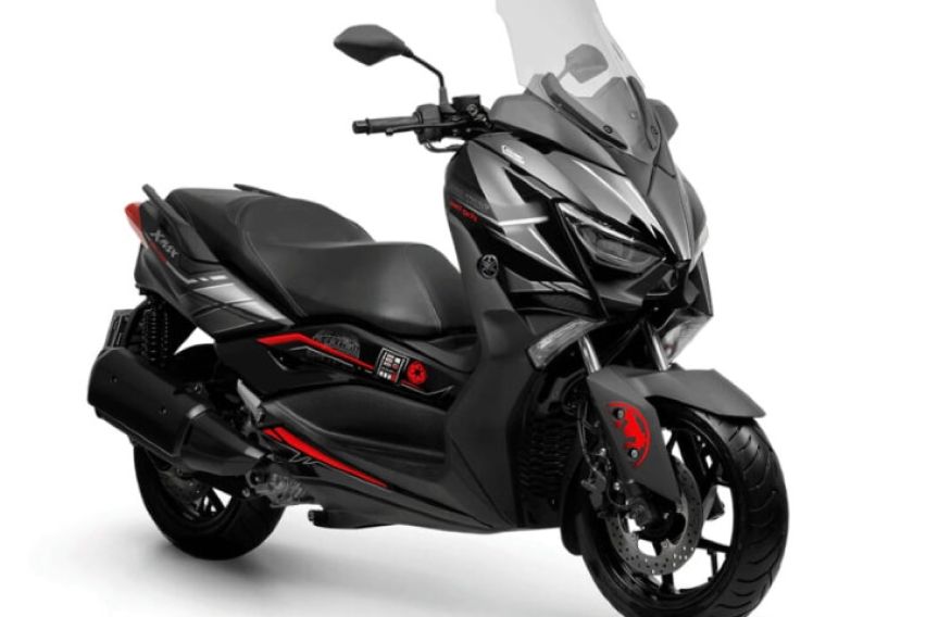 2022 Yamaha XMax Darth Vader Edition