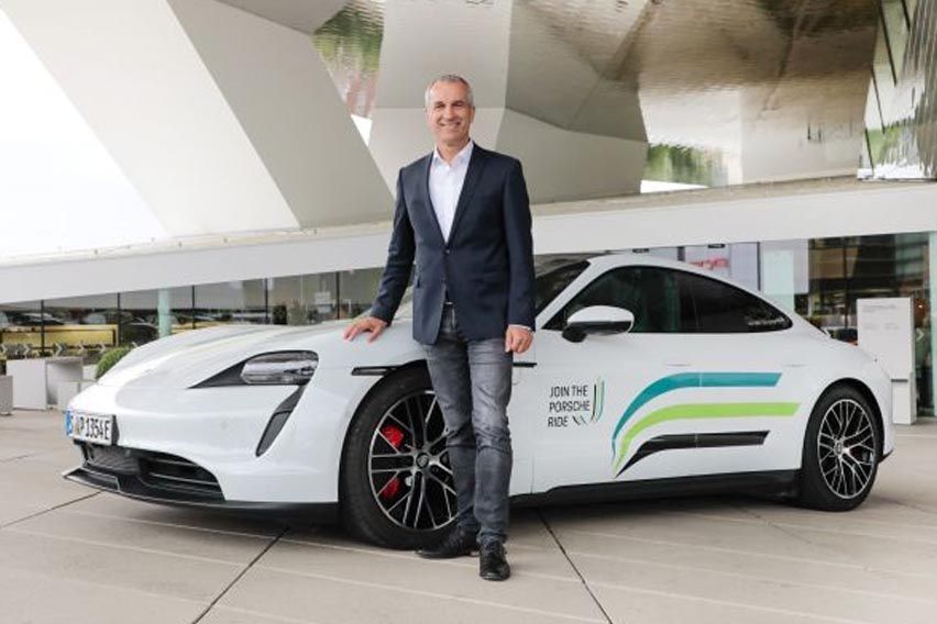 'Join the Porsche Ride' features