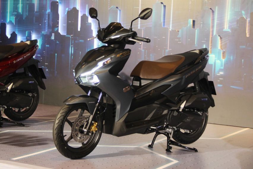 New and improved 2022 Honda Air Blade 160 arrives in Vietnam