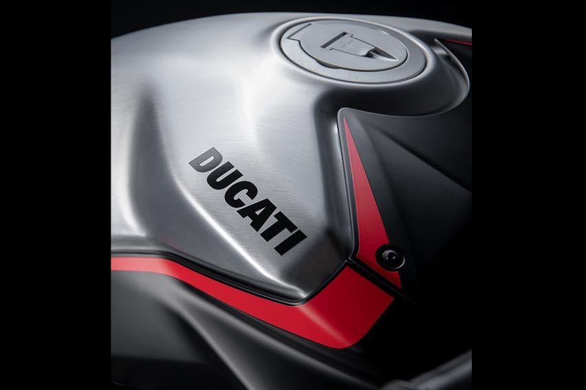 2022 Streetfighter V4 SP details