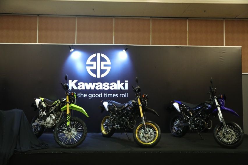 Bedah Varian Kawasaki KLX230 Series Terbaru, Berikut Ini Spesifikasi dan Harganya!