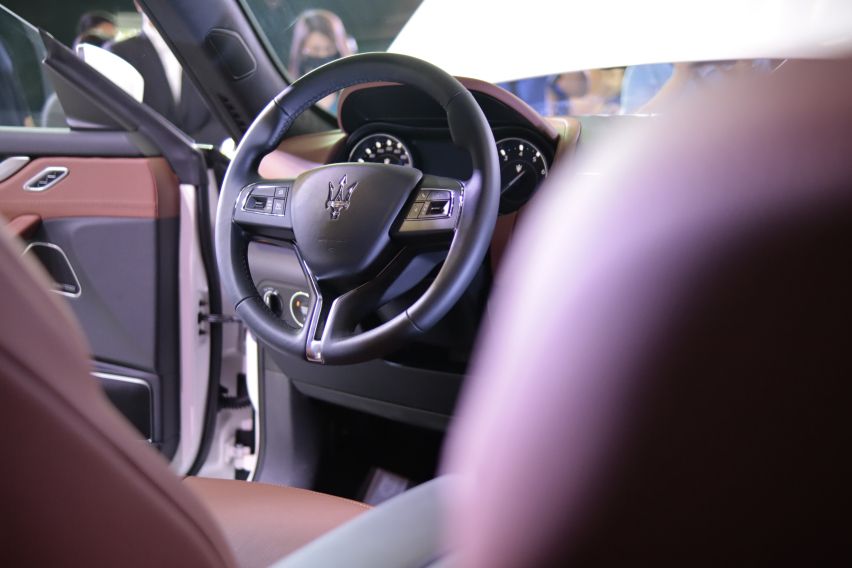 Maserati Levante GT Hybrid Cockpit