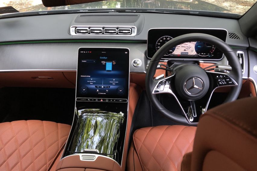 Mercedes-Benz S580e