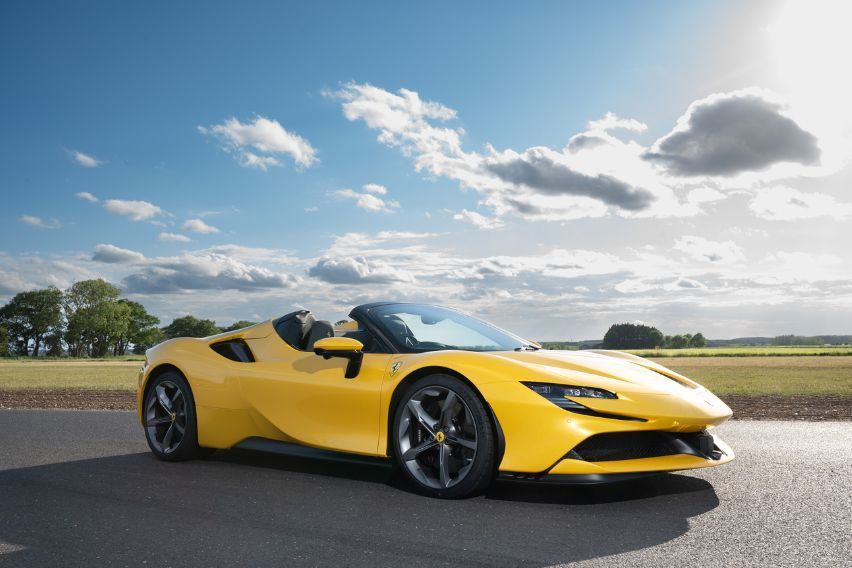 Ferrari SF90 Spider
