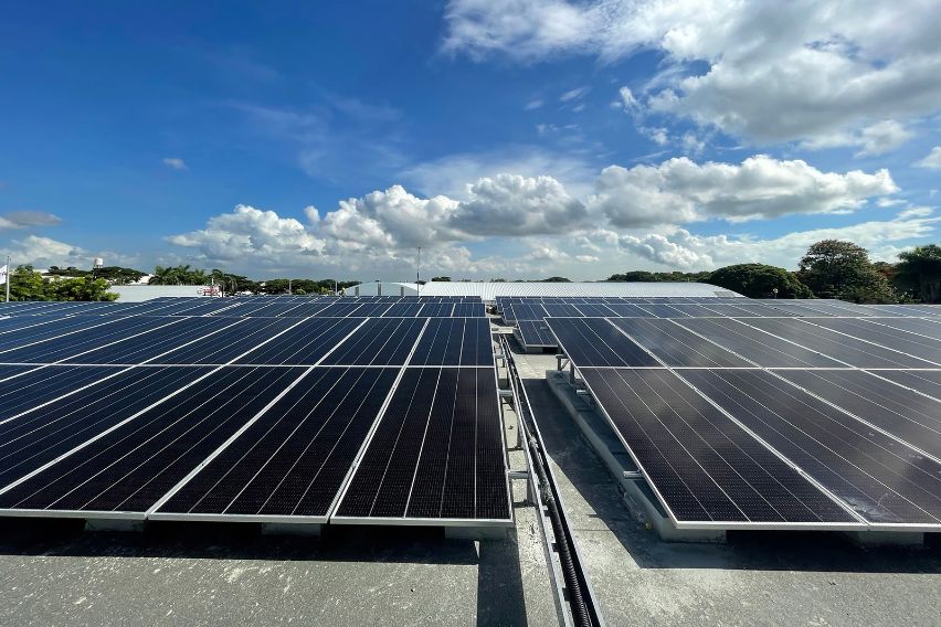 Toyota 1.46-megawatt Solar Array