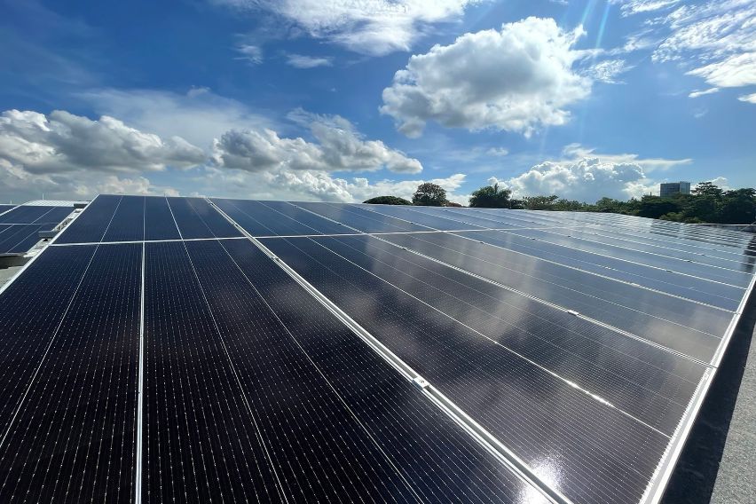 Toyota 1.46-megawatt Solar Array