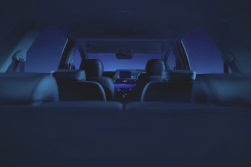 Foto Interior Hyundai Stargazer, Jok Captain Seat dan Bertabur Fitur