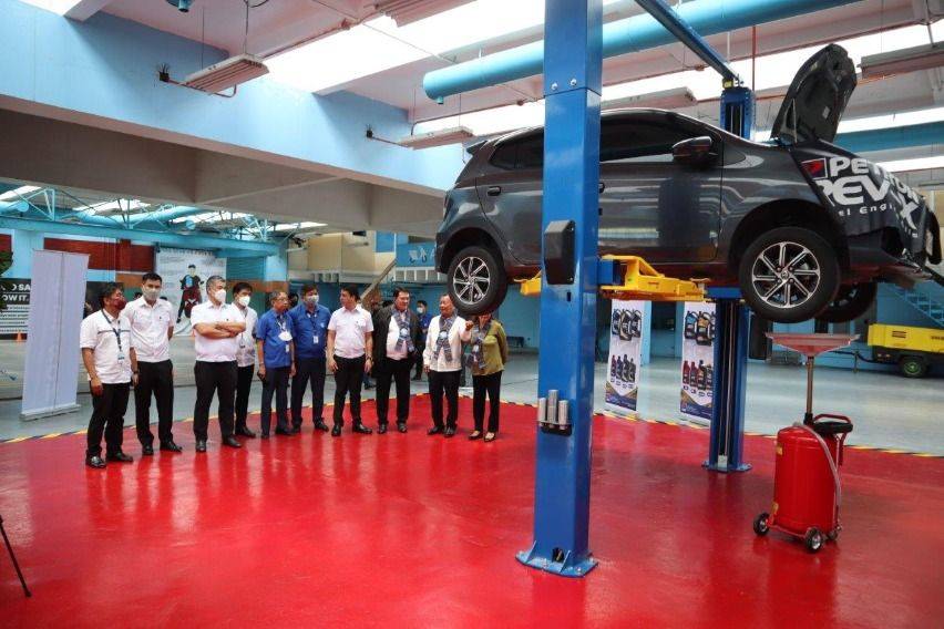 TESDA-Petron Car Care Center to serve as auto servicing training hub