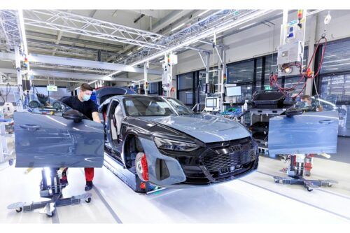 Audi showcases e-tron GT, sustainability efforts at GreenTech Festival 2022 