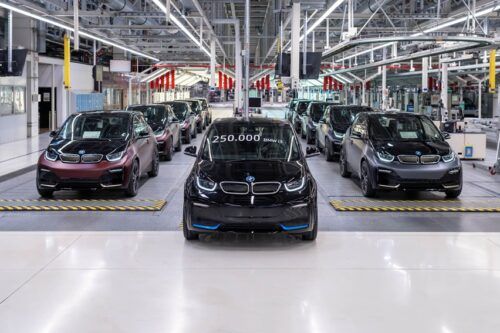 BMW Lahirkan Edisi Spesial di Ujung Napas Mobil Listrik i3, Cuma ada 10 Unit di Dunia