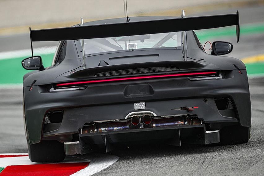 2023 Porsche 911 GT3 R FEATURES