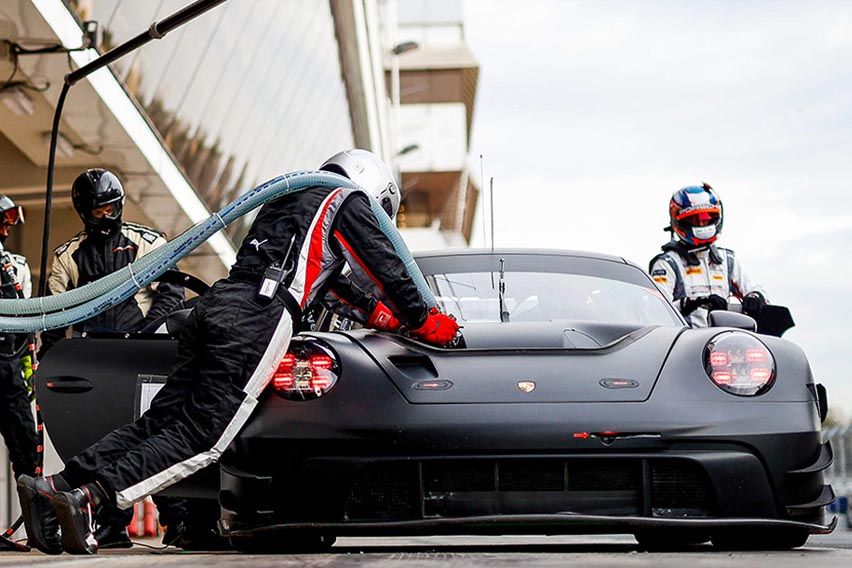 2023 Porsche 911 GT3 R IMAGES