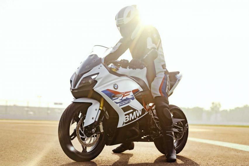  2022 BMW Motorrad G310RR details