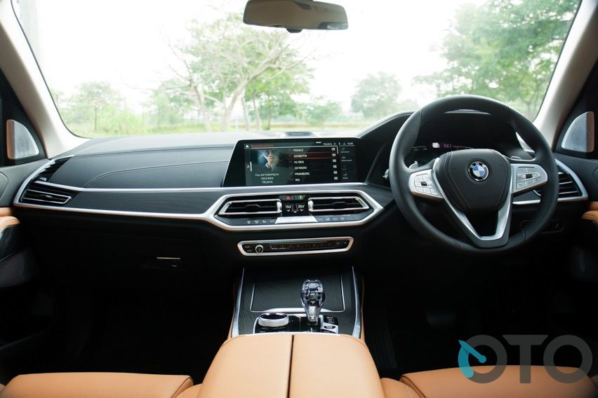 BMW X7 xDrive40i Opulance