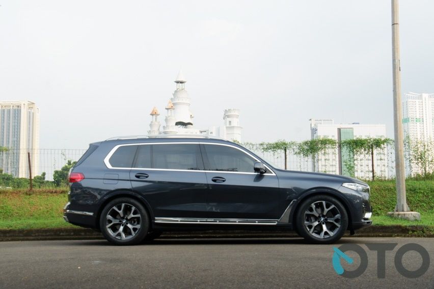 BMW X7 xDrive40i Opulance