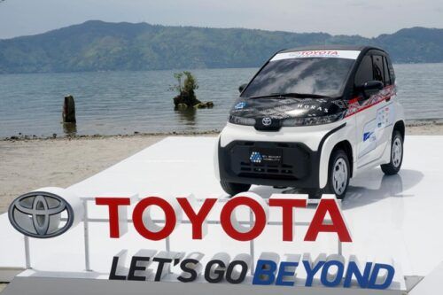 Bagian Komitmen Elektrifikasi, Toyota Sediakan EV Smart Mobility Project di Kawasan Danau Toba