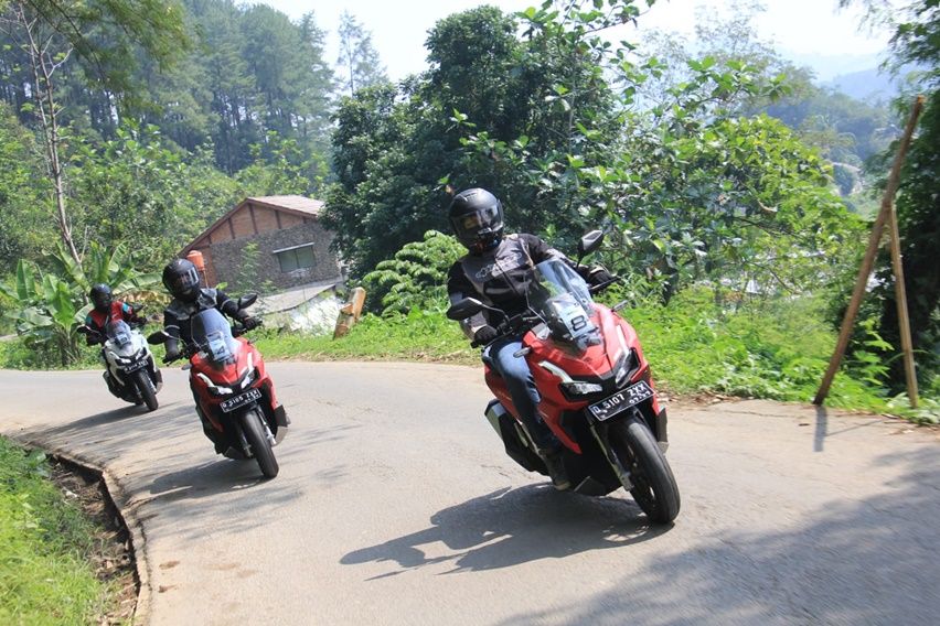 Inden Honda ADV160