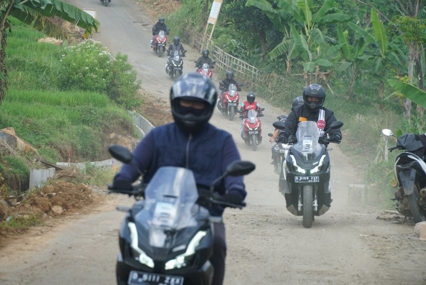 test ride Honda ADV 160