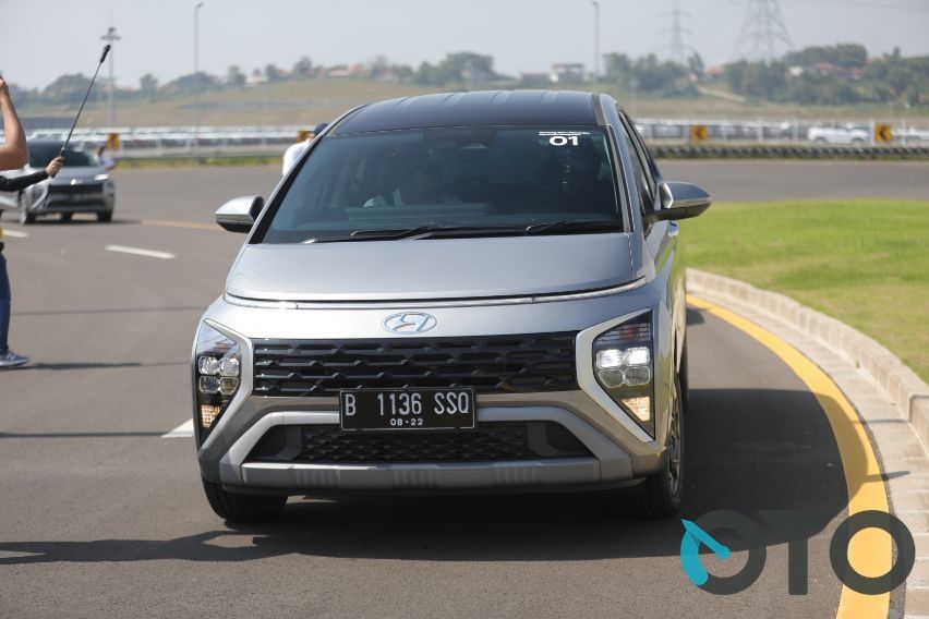 Hyundai stargazer review