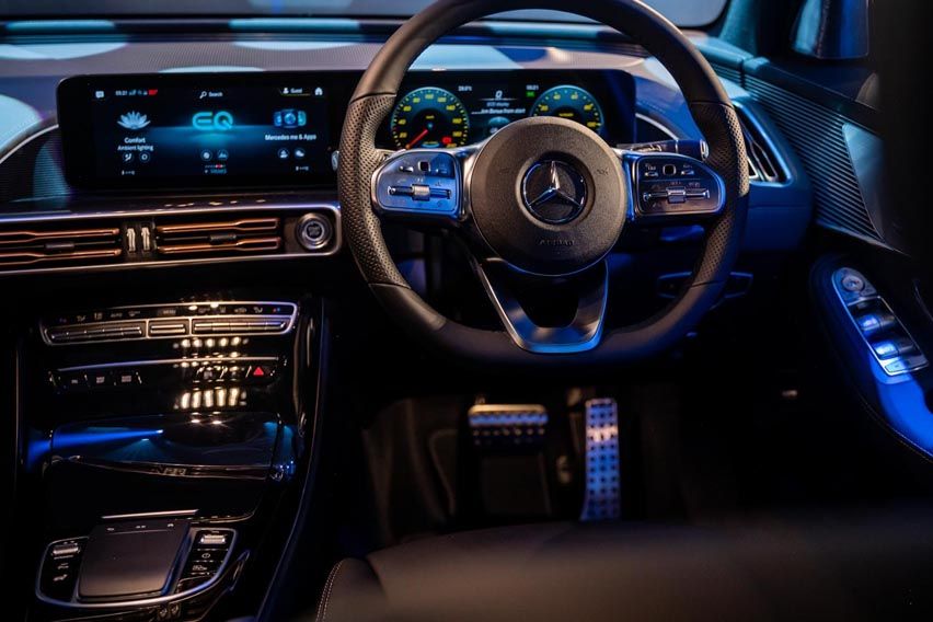  EQC400 AMG Line INTERIOR
