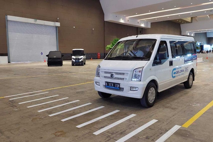 indoor test drive PEVS