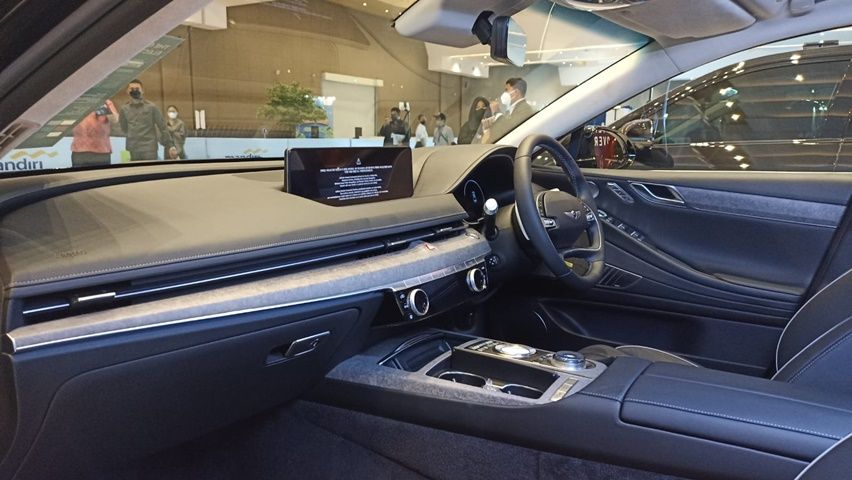 Genesis Electrified G80