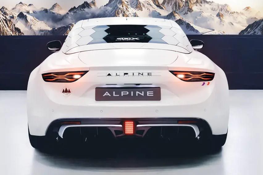 Alpine A110 E-ternite prototype specs