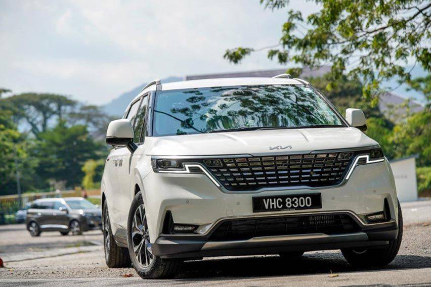 First locally-assembled Kia Carnival rolled off the production line 