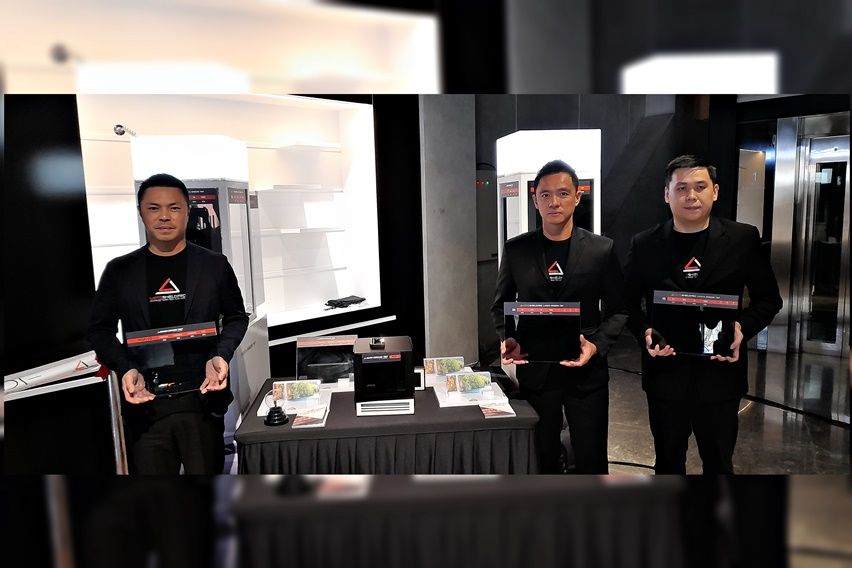 Kaca film Motoshield Pro