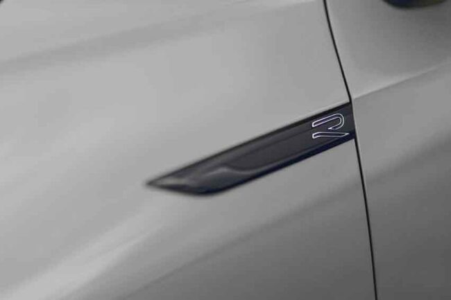 All-new Golf R-Line driving dynamics