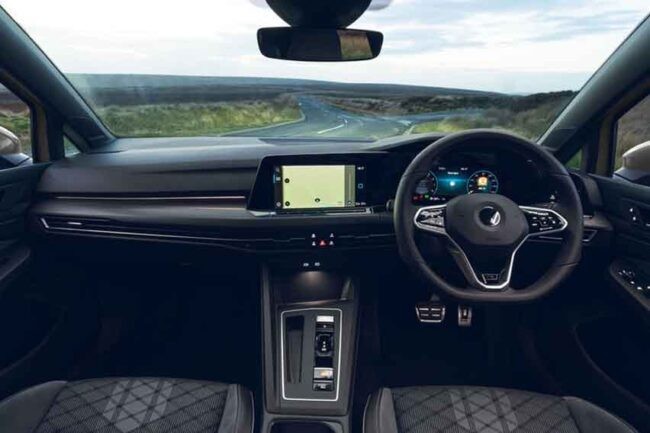 All-new Golf R-Line cabin