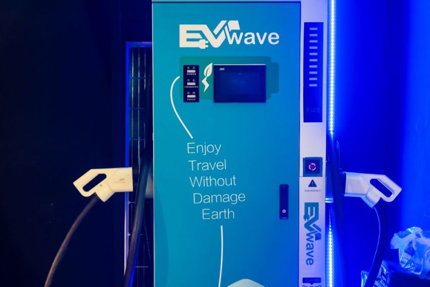 Cycle & Carriage’s neu concept store showcases the electrifying future