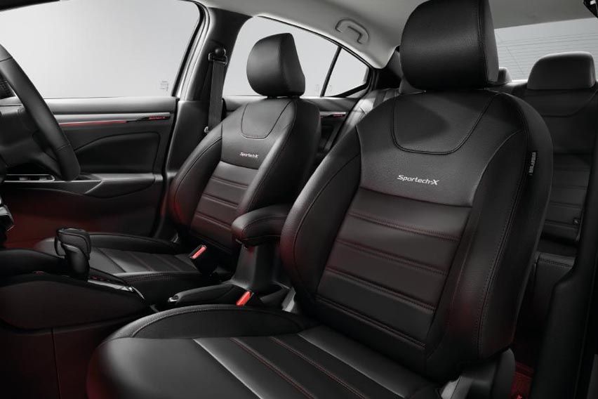 Almera Sportech-X seats