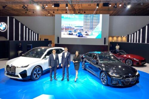 GIIAS 2022: BMW Rilis Mobil Listrik i4 dan iX