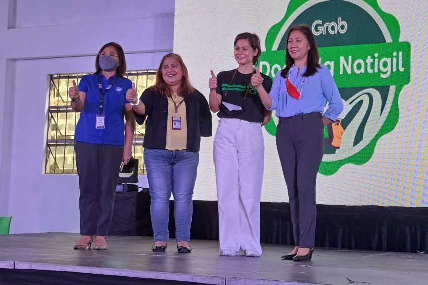 Grab Daan ng Natigil program