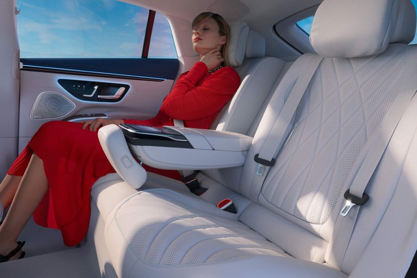 first-class rear compartment