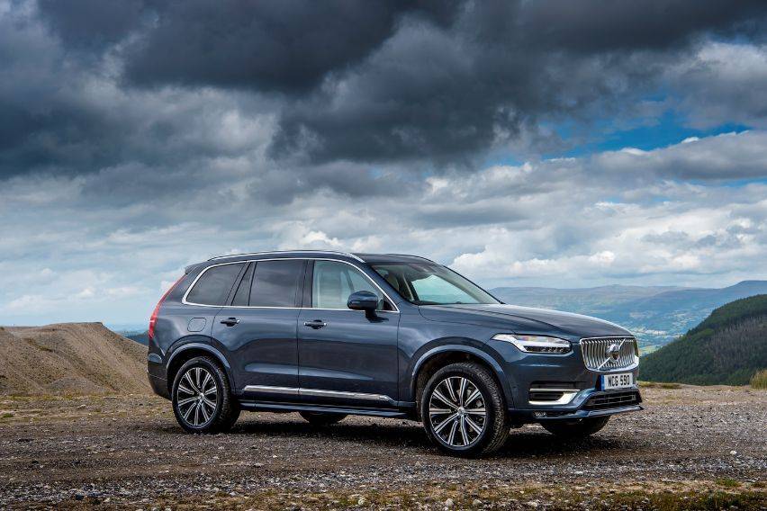 Volvo bags three awards in 2022 Auto Express Used Car Awards