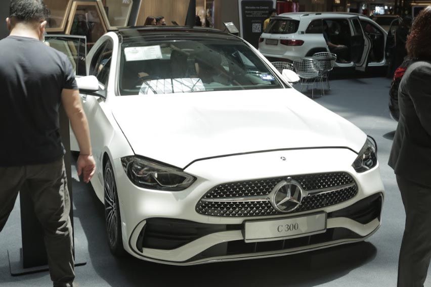 Mercedes-Benz C 300 image