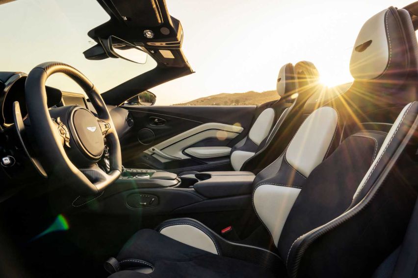 Aston Martin V12 Vantage Roadster