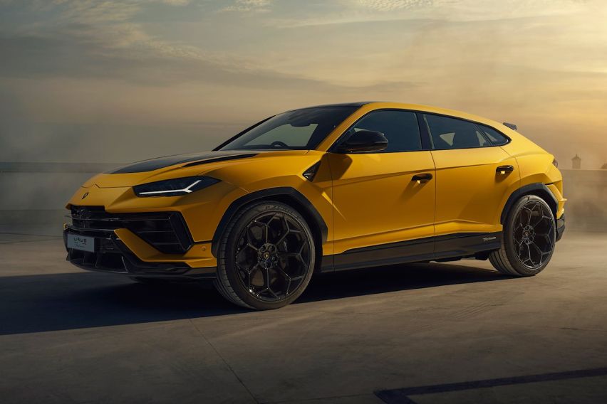 2023 Lamborghini Urus Performante