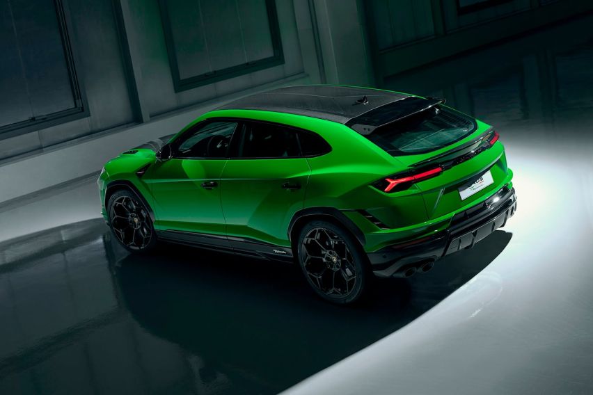 2023 Lamborghini Urus Performante