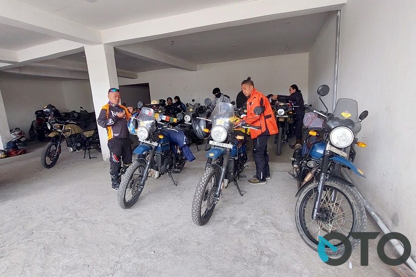 OTO Royal Enfield Moto Himalaya 2022