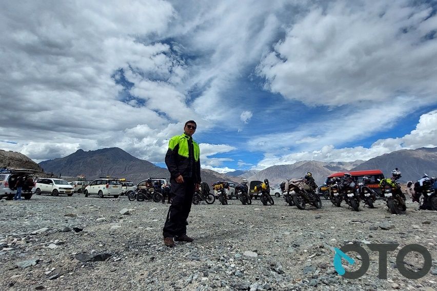 OTO Royal Enfield Moto Himalaya 2022