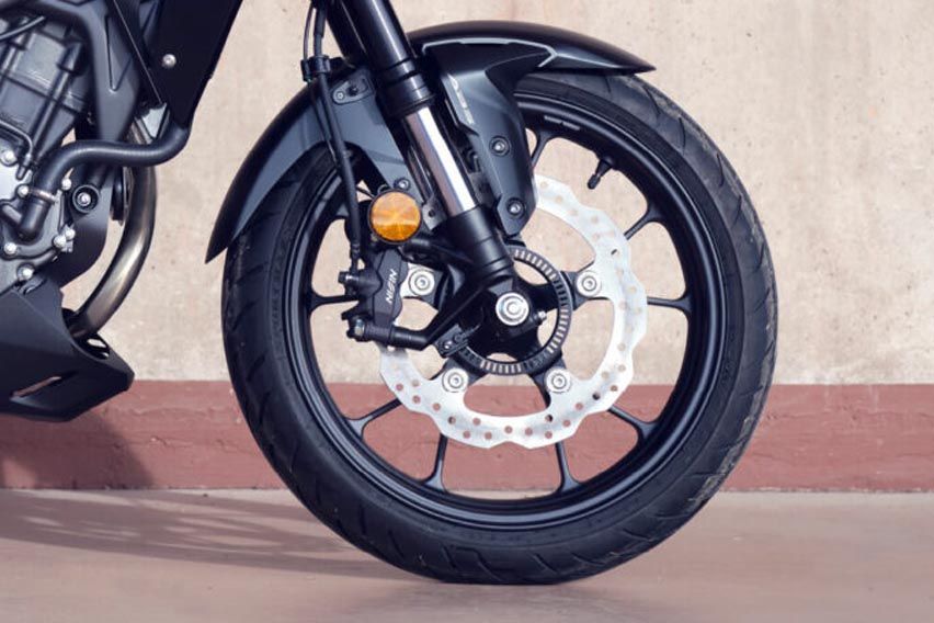  2022 Honda CB250R wheels