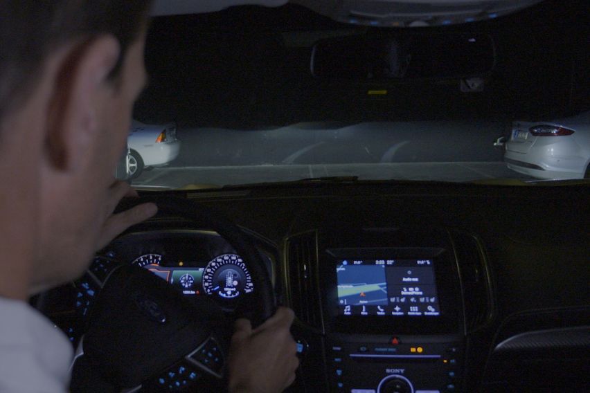 Ford developing new headlight tech to ensure drivers keep eyes on road