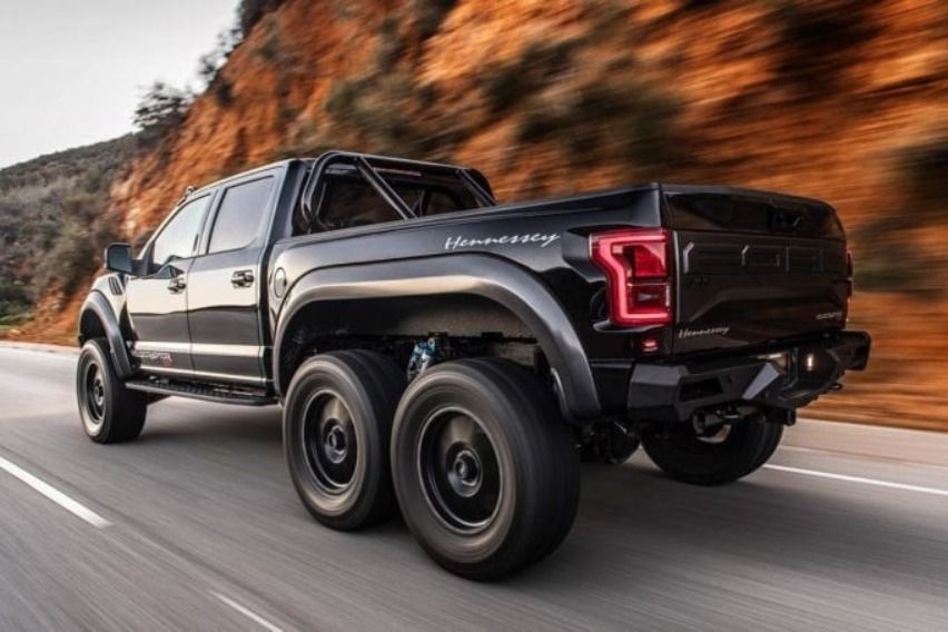 Hennessey VelociRaptor 6x6