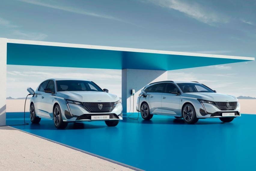 Peugeot UK introduces fully electric versions of 308 and 308 SW
