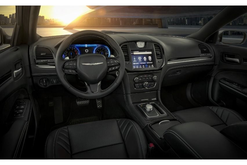 2023 Chrysler 300C Hemi