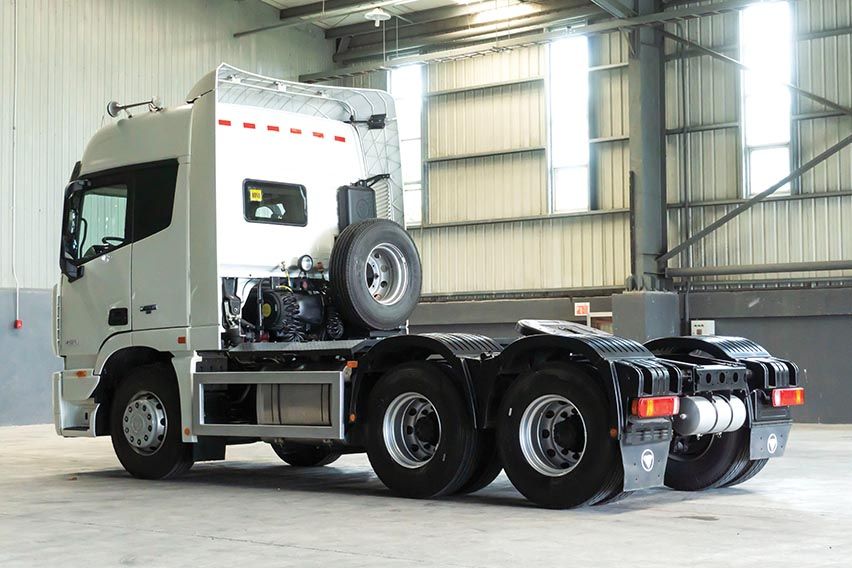 Foton EST-A 6x4 Tractor Head