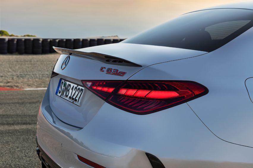 Mercedes-AMG C 63 S E Performance